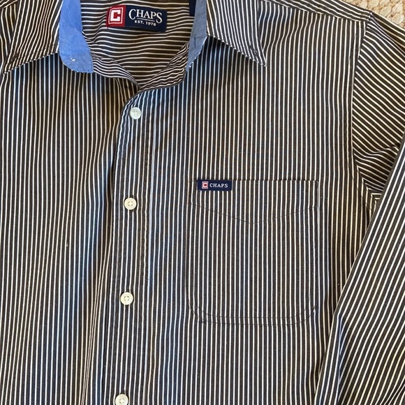 Men’s Chaps Button Down Easy Care Striped Casual Shirt Medium - Picture 4 of 6